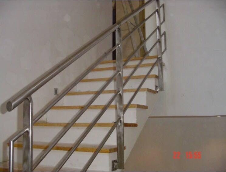 Garde-corps inox escalier